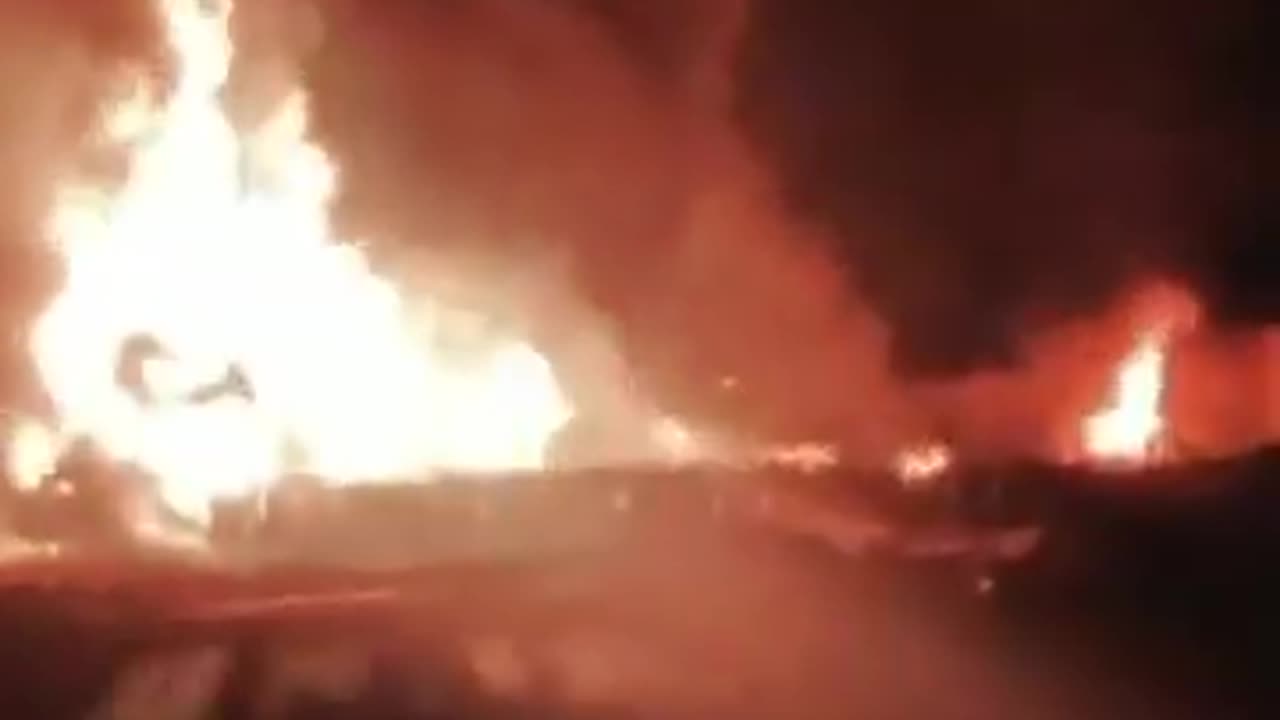 Massive explosion, fire at workshop in Shiraz, Iran.