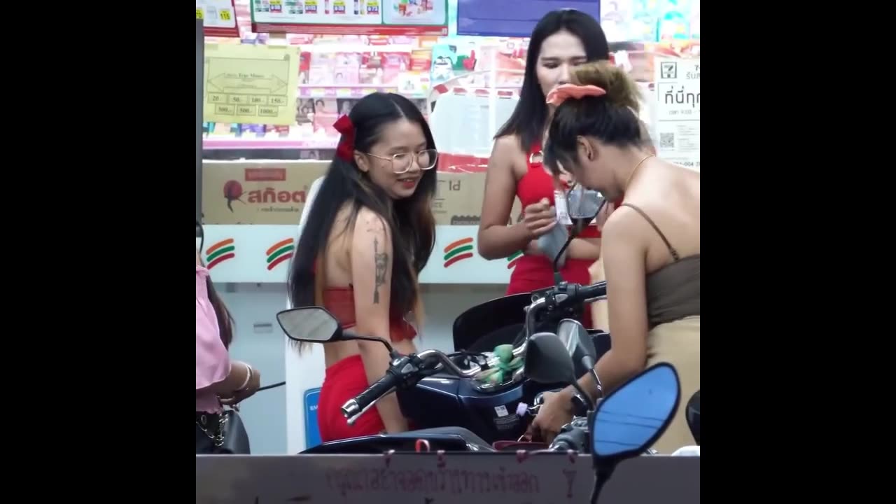 Asian nightlife with pretty girls and freelancers. #14 #asian #thai #thailand #girl #girls