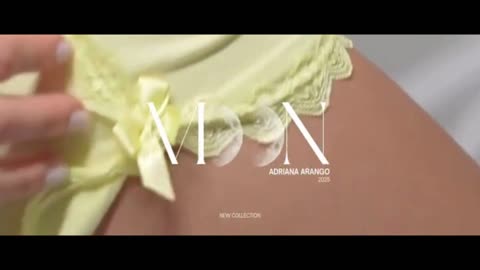 HOT GIRLS - ADRIANA ARANGO