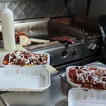 $5.50 Roast Pork 🍚 Santa Halal 🥙 Birria Tacos 🌮 AYCE Crabs 🦀 Pizza 🍕 & More! NYC Food Chaos!