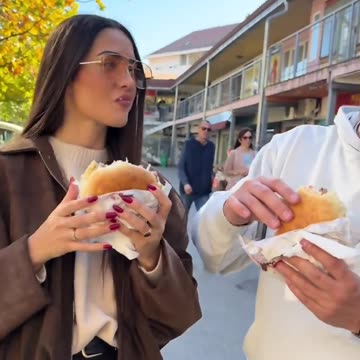 Gastoz i Anjdela - Pljeskavice