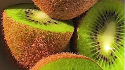 खाली पेट कीवी खाने के चार ज़बरदस्त फायदे#health #trend #short #facts #viral #reels