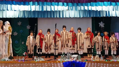 Ansamblul «Mărgăritare» la Festivalul «Întâlnirile de Iarnă» Vancicăuți 8 ianuarie 2026 3/29