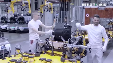 Next car shock hits Germany - Mercedes Benz wants to cut 16.