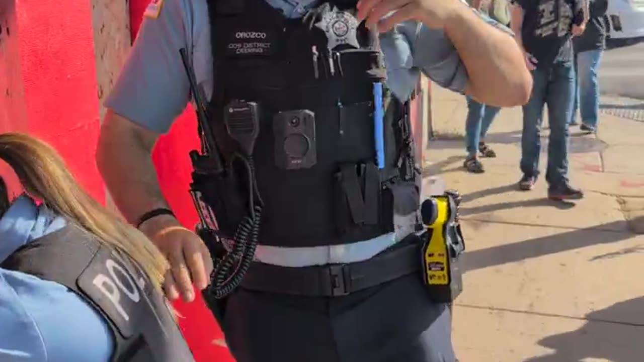 ICE gases Chicago PD, ICE now enters black area