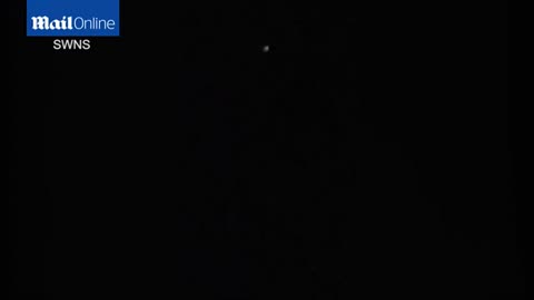 🔦👽 Unusual Light Resembling a UFO Seen Above Bristol - What's the Reason? | TheTruthAbove