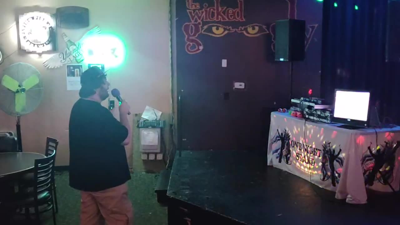 AUTISTIC MAN KILLED EMINEM- WITHOUT ME LIVE COVER