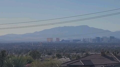 Did you see the skies over Las Vegas today? Check this out! 12.30.2024 #follow #lasvegas #weather