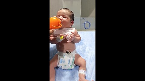 moto baby feeding | feeding baby