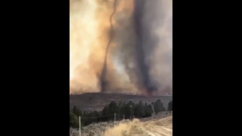 FIRE TORNADOES SPOTTED🔥🛣️🔥🌪️🚙IN PACIFIC PALISADES LOS ANGELES🌬️🔥🌪️🔥💫