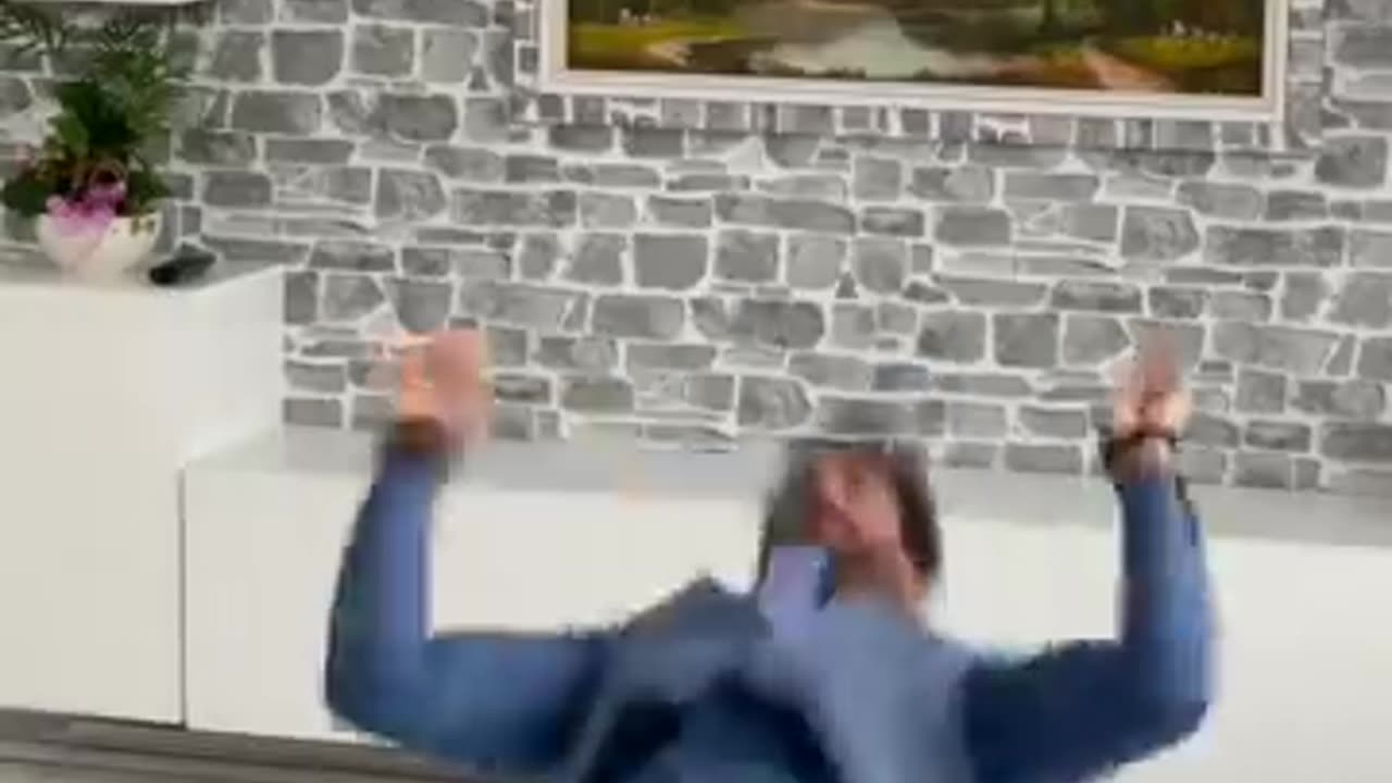 Breaking: Transition video without a cut #shorts #trending #viral #transition #