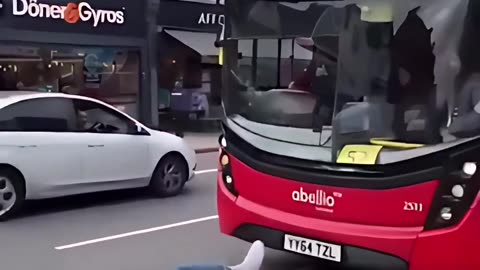Black blocks traffic, low IQ meltdown
			