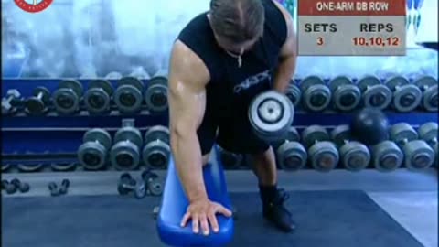 How To Perform The One Arm Dumbell Row - Tommi Thorvildsen Tutorial