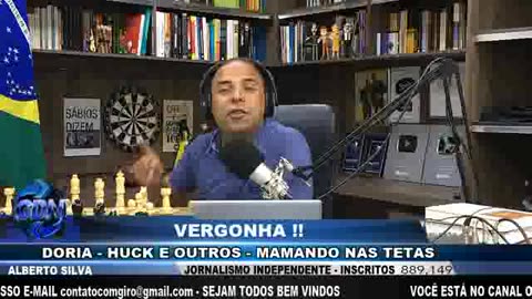 BOLSONARO GRITA "ESTÃO MAMANDO NAS TETAS DO PT"