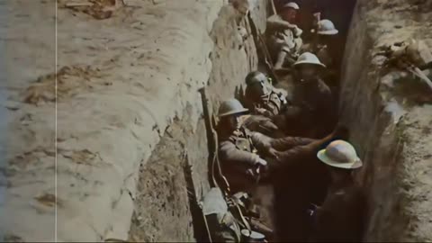 British soldiers in trenches at the Battle of Ancre 1916