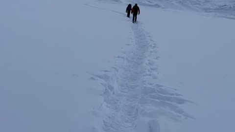 Journey Through Alaska's Majestic Snowy Wilderness ❄️🌄