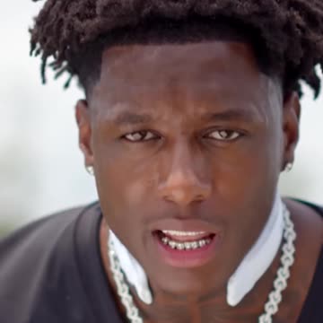 Sauce Gardner Stays Locked In with the Q-Collar #nfl #sportsequipment #football #sports