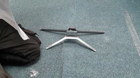 The TV Dan Samsung 32" 5 Series Smart TV Unboxing and Setup