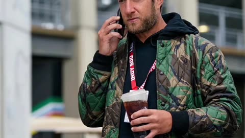 🚨 Audio leaked from Dave Portnoy’s 911 call after being heckled in public.