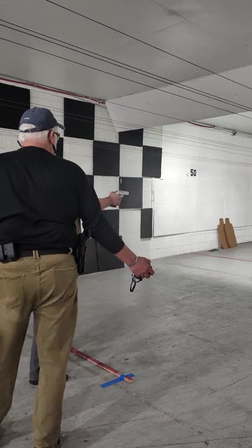 IDPA 26-04 Diamondback SDR with Revomag