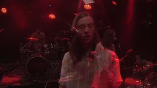 Willow - Before Me (Indie/Punk/Rock/Grunge)
