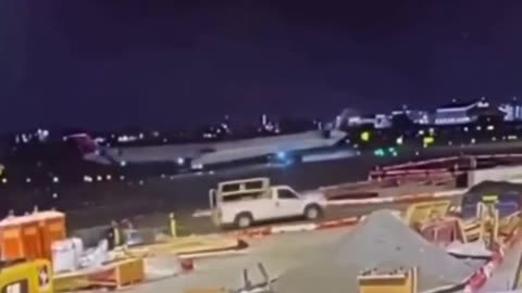 Video shows last week's collision between 2 Delta aircraft at LaGuardia Airport in New York