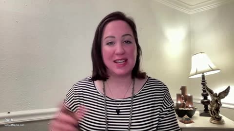 Financial Predictions 💵 💥 A Tarot Reading on Gold, Silver, and the Financial Market