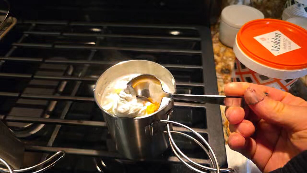 Canteen Cup Poached Eggs (Eg Fu Young)