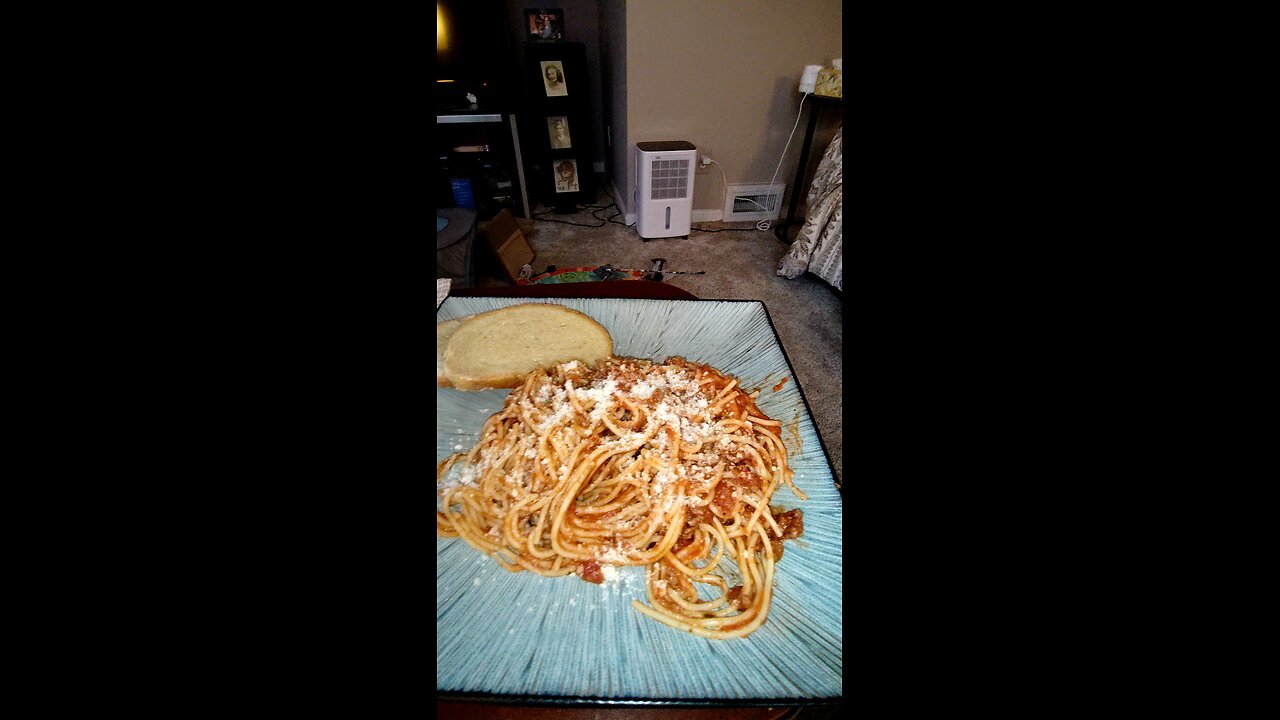 Eating Mueller's Pot-Sized Thin Spaghetti, Dbn, MI, 2/27/25
