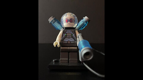 Lego SH0621 Mr. Freeze Minifigure from Batman II Set 212007 2020