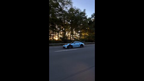 Porsche GT3 RS: The Beauty of Power and Perfection 🏎️✨"