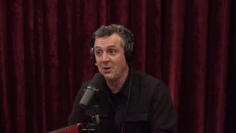 The Joe Rogan Experience | James Fox (2246)
