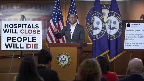 Republicans Call Democrats' Bluff By Moving To Pay Federal Employees And Hakeem Jeffries Flips OUT
