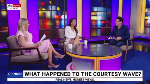 Backlash Erupts Over Proposed Handrails at Sydney Opera House | Heritage Debate Grows