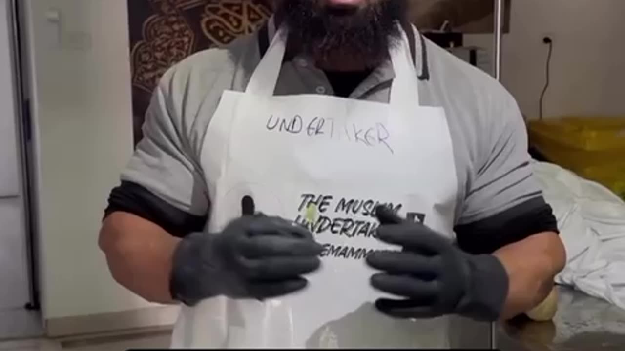 Undertaker Warns Of Needles Going Into Bone By Paramedics