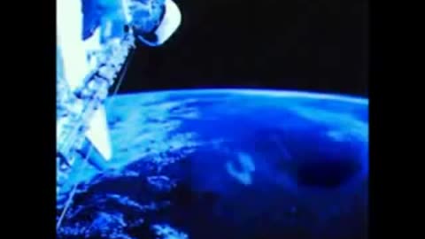 HOLLOW EARTH