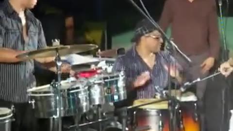 Elio Pacheco y su Orquesta feat Mariana la Sonera