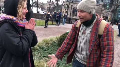 Barefoot in Stockholm City, march for truth & freedom