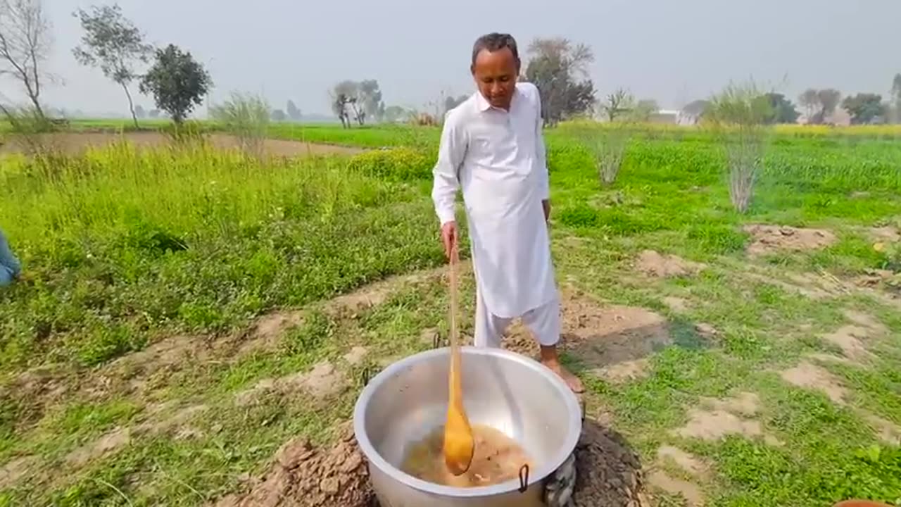 KUZHI MANDHI - Chicken Kuzhi Mandhi - Arabian Kuzhi Mandhi Recipe - Mubashir saddique - Village Food