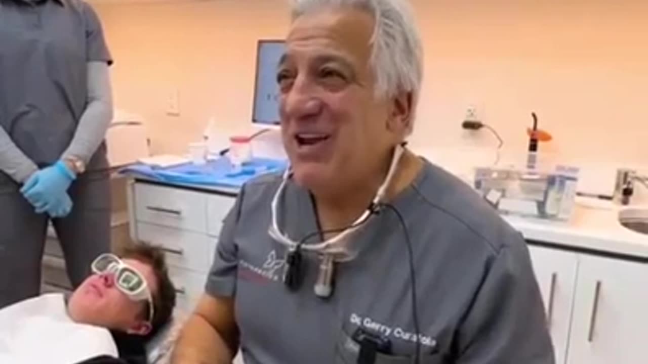 An Honest Dentist Talks About Toothpaste...