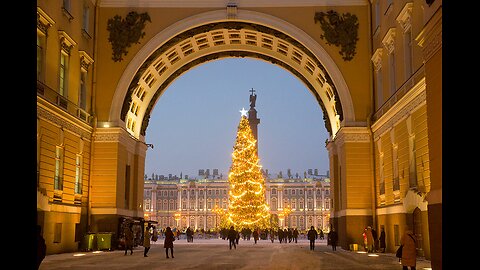 Der Haupt- Weihnachtsbaum von Sankt Petersburg grüßt die Welt! ❤️