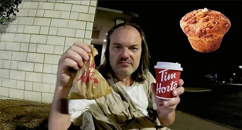 Tim Hortons Carrot Cake Muffin + Dark Roast Coffee with Candy Cane Shot Review