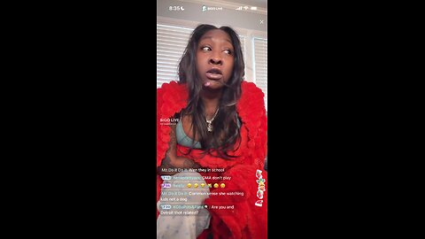 BARBIE CHIT CHATS WITH COMMENTS CHRISTMAS MORNING BIGO LIVE