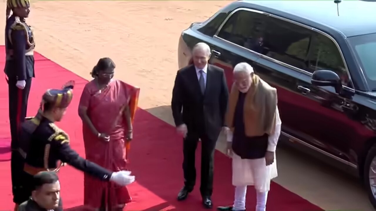 Ceremonial welcome of President Vladimir Putin of Russian Federation at Rashtrapati Bhavan