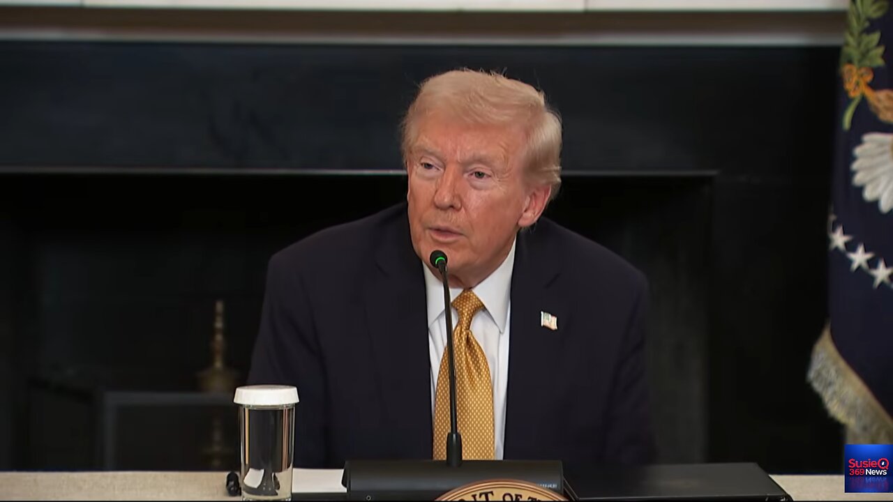 Trump makes an announcement