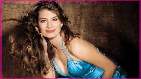 HOT GIRLS - ADRIANA ARANGO