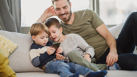 How phones and busy schedules undercut family connections