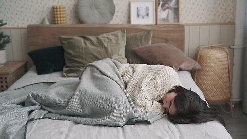 Macarrie Soft Fleece Blankets Bulk Review — 50 Pcs Cozy Throws for Home, Travel & Donation