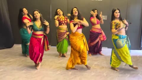 Humko aaj kal hai | Bollywood morning batch - choreography by Priyasha