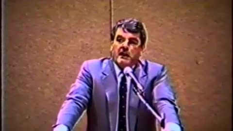 David Irving - Speech at the Ottawa Congress Centre 1990